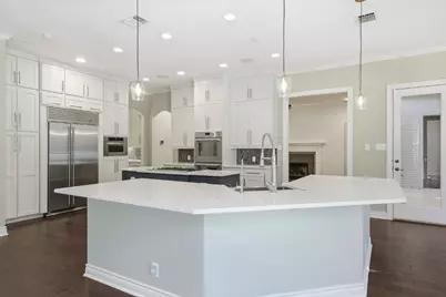 1213 Grosvener Court, Austin, TX 78746 - Photo 14