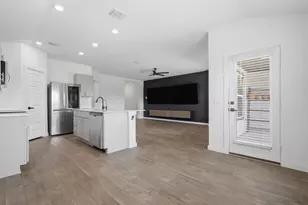 206 Canadian River Trl, Hutto, TX 78634 - Photo 10