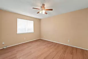 418 Linden St, Bastrop, TX 78602 - Photo 12