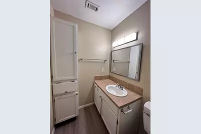 418 Linden Street #B, Bastrop, TX 78602 - Photo 16