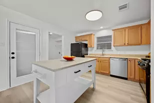 1818 Lost Maples Loop, Cedar Park, TX 78613 - Photo 12