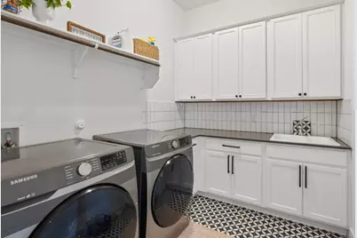 8416 Apogee Boulevard, Austin, TX 78744 - Photo 24