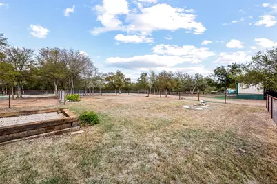 301 County Road 491 Road, Elgin, TX 78621 - Photo 28