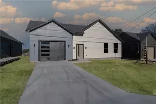 11541 Main St, Jonestown, TX 78645 - Photo 4