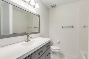 30 Wildwood Dr, Georgetown, TX 78633 - Photo 22