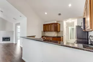 30 Wildwood Dr, Georgetown, TX 78633 - Photo 10