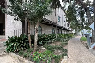 505 W 7th St, Austin, TX 78701 - Photo 14