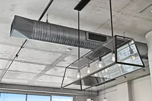 800 W 5th St, Austin, TX 78703 - Photo 24