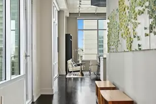 800 W 5th St, Austin, TX 78703 - Photo 34