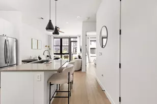 800 Embassy Dr, Austin, TX 78702 - Photo 2