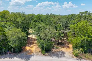 281 Earl Callahan Rd, Cedar Creek, TX 78612 - Photo 2