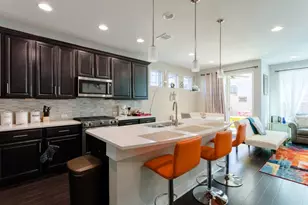 807 E 16th St, Austin, TX 78702 - Photo 10