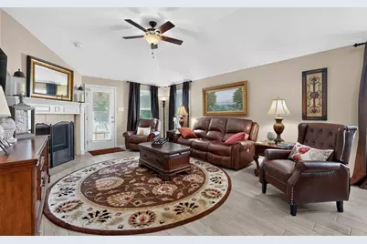 928 Tabernash Drive, Leander, TX 78641 - Photo 4