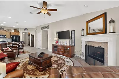 928 Tabernash Drive, Leander, TX 78641 - Photo 6