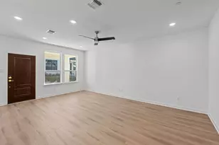 1280 E Main St, Round Rock, TX 78664 - Photo 10