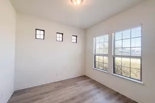 4437 Shady Hl Ln, Pflugerville, TX 78660 - Photo 10