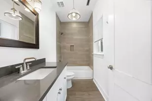 2413 Sharon Ln, Austin, TX 78703 - Photo 14