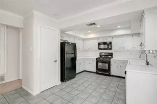 2713 Tether Trail, Austin, TX 78704 - Photo 12