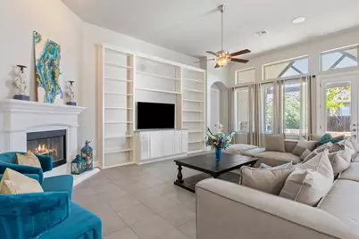 3916 Octavia Drive, Pflugerville, TX 78660 - Photo 2