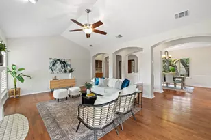 120 Royal Oak Ln, Lakeway, TX 78734 - Photo 10