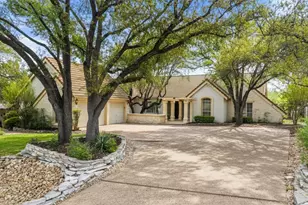 120 Royal Oak Ln, Lakeway, TX 78734 - Photo 2