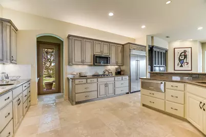 202 Hidden Hills Cove, Spicewood, TX 78669 - Photo 10