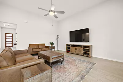 16713 Elsinore Lane, Pflugerville, TX 78660 - Photo 6