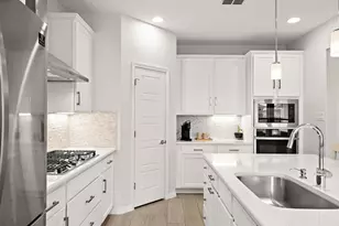 16713 Elsinore Ln, Pflugerville, TX 78660 - Photo 12