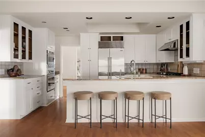 4822 Twin Valley Drive, Austin, TX 78731 - Photo 10