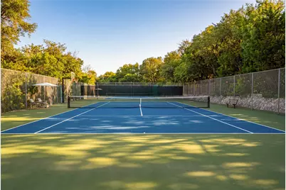 4822 Twin Valley Drive, Austin, TX 78731 - Photo 36