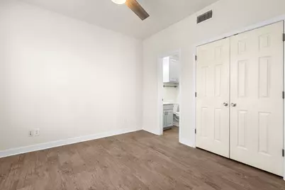 1100 W 25th Street #101, Austin, TX 78705 - Photo 28