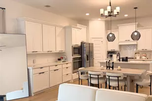 180 Reef Band Dr, Kyle, TX 78640 - Photo 2