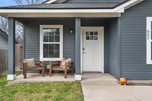 602 S Pierce St, Burnet, TX 78611 - Photo 4