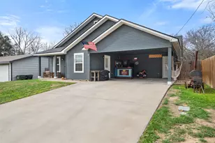 602 S Pierce St, Burnet, TX 78611 - Photo 30