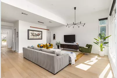 1117 Reagan Terrace, Austin, TX 78704 - Photo 4