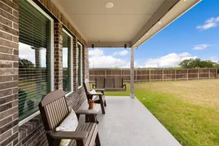 109 Rambling Rpds Dr, Georgetown, TX 78628 - Photo 36