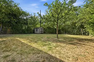1805 Fair Oaks Dr, Austin, TX 78745 - Photo 28