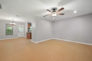 1805 Fair Oaks Dr, Austin, TX 78745 - Photo 8