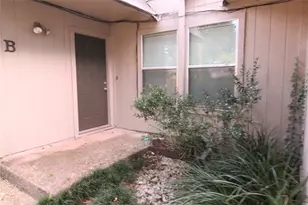 703 Castle Ridge Rd, Austin, TX 78746 - Photo 2