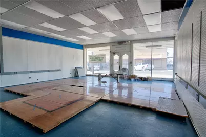 702 Upton Avenue, Schulenburg, TX 78956 - Photo 6