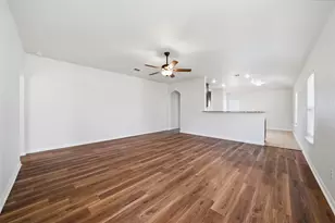 20004 Woodrow Wilson St, Manor, TX 78653 - Photo 4