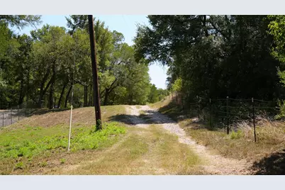 203 River Oaks Drive, Cedar Creek, TX 78612 - Photo 28