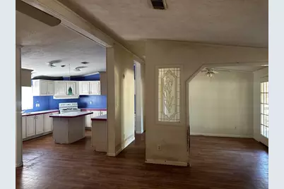 203 River Oaks Drive, Cedar Creek, TX 78612 - Photo 2