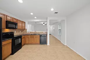 8825 Stambourne St, Austin, TX 78747 - Photo 12