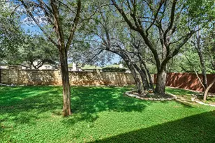 207 Fairlake Cir, Lakeway, TX 78734 - Photo 24