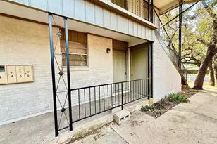 2411 S 5th St, Austin, TX 78704 - Photo 12