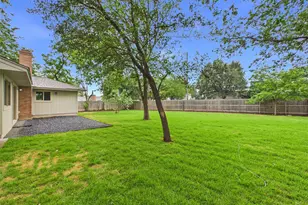 7312 Bucknell Dr, Austin, TX 78723 - Photo 18