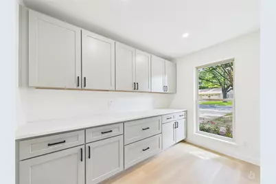 7312 Bucknell Drive, Austin, TX 78723 - Photo 8
