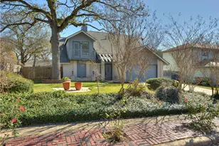 1707 Broken Shoe Dr, Round Rock, TX 78681 - Photo 2