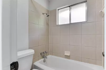 8015 Scotland Yard, Austin, TX 78759 - Photo 14